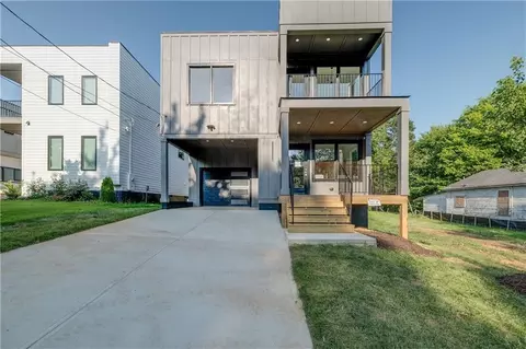 1090 W Avenue Ave SW, Atlanta, GA 30310