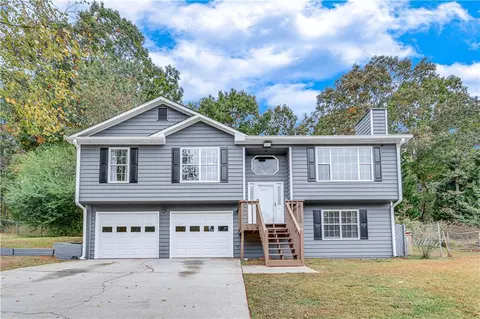 5621 Ryan Way, Flowery Branch, GA 30542