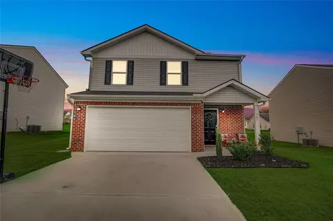 307 Foxtrot Trl, Hogansville, GA 30230