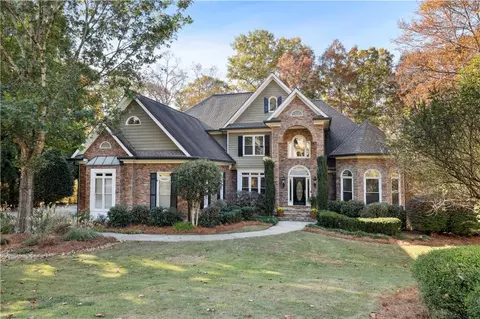 1260 Smokehouse Trl, Cumming, GA 30041