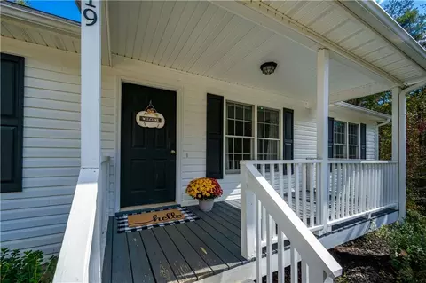 19 Blue Ridge Overlook Dr, Dahlonega, GA 30533
