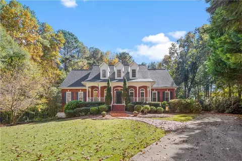 110 Waterford Way, Powder Springs, GA 30127