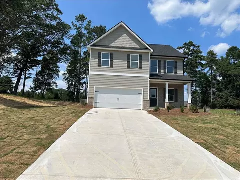 27 Bryson Lake Cir, Douglasville, GA 30134