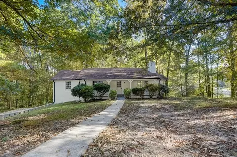 120 Oak Creek Ct, Dallas, GA 30157