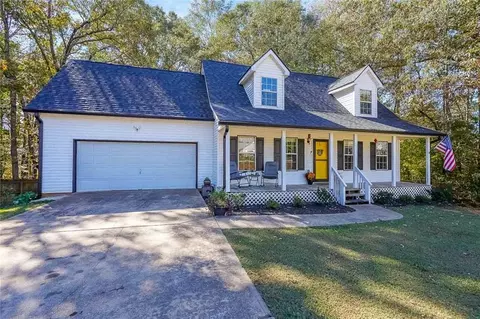 4550 Atha Cir, Loganville, GA 30052