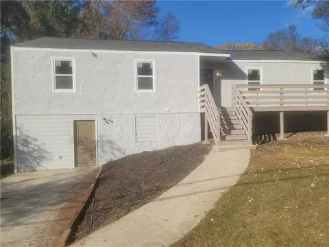 6266 Silver Spur Dr, Lithonia, GA 30058