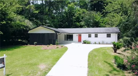 2079 Hilton Dr, Decatur, GA 30035