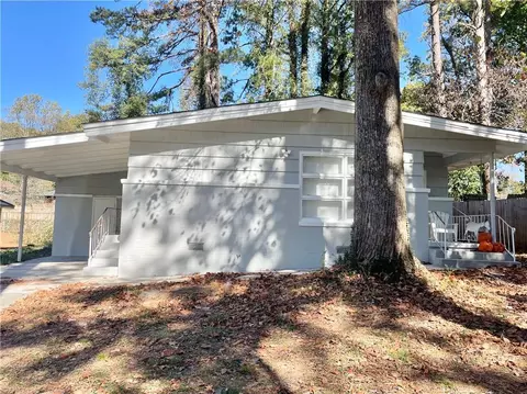 2896 Monterey Dr, Decatur, GA 30032