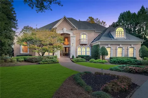6520 Ashbourne Ct, Suwanee, GA 30024 photo 3
