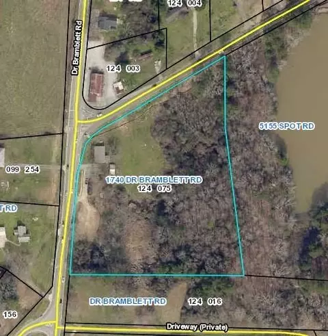 1740 Dr Bramblett Rd, Cumming, GA 30028