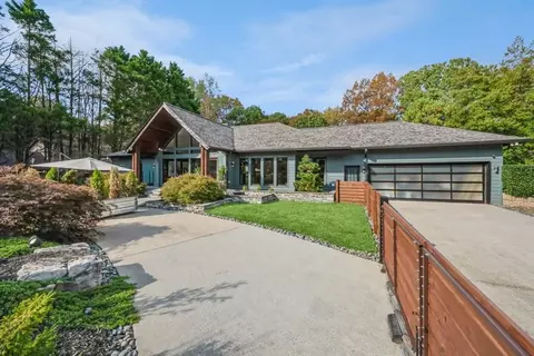 760 Saddle Ridge Trce, Roswell, GA 30076