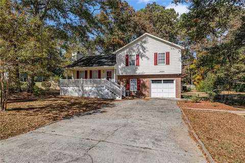 3420 Westview Cv, Powder Springs, GA 30127