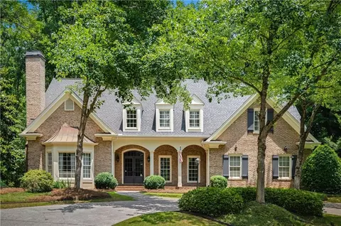 4463 Jett Rd NW, Atlanta, GA 30327