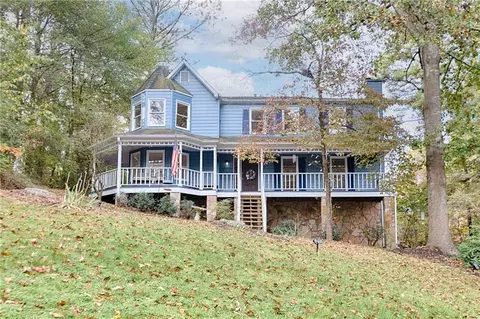 904 Scarlet Trce NE, Kennesaw, GA 30144