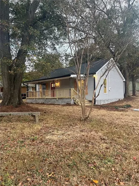 36 Grassdale Rd, Cartersville, GA 30120