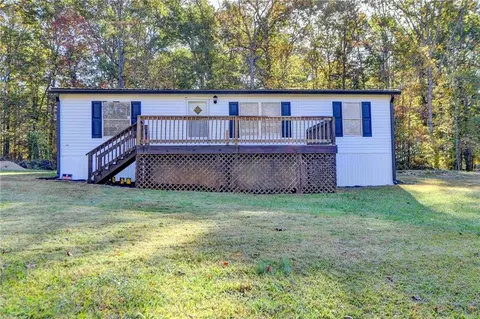 218 Brookwood Village Ln, Cleveland, GA 30528