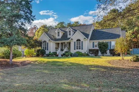 21 Scarlett Oak Dr NE, Cartersville, GA 30121