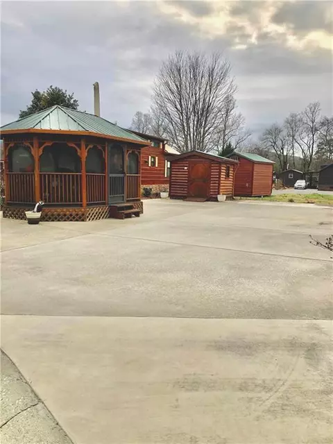 148 Misty Valley Rd, Blairsville, GA 30512