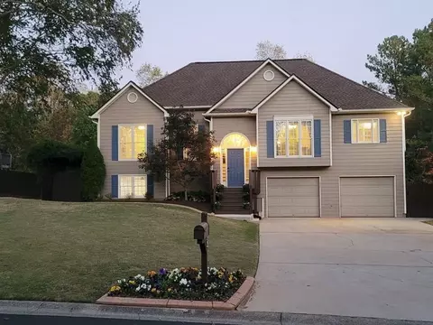 393 Valor Ridge Dr, Dallas, GA 30132