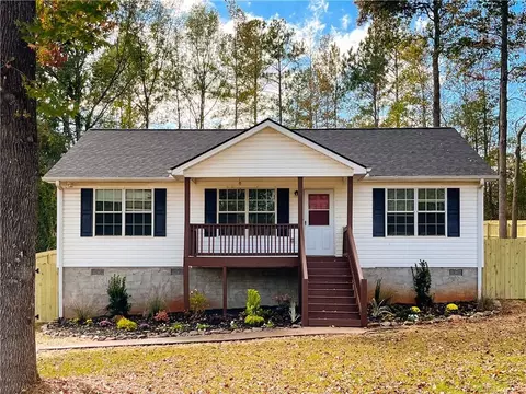 128 Pocahontas St, Jackson, GA 30233
