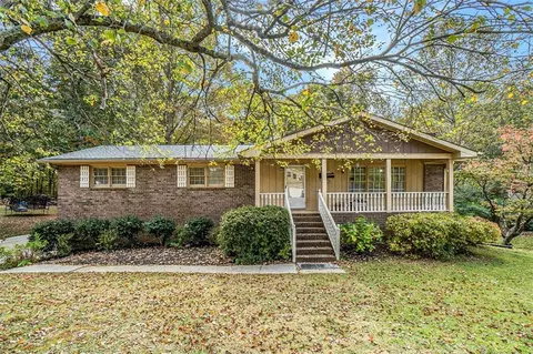 5010 Lakemont Dr, Douglasville, GA 30135