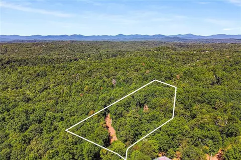 23-25 Hubbs Dr, Dahlonega, GA 30533