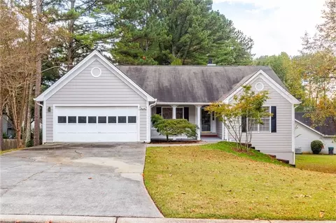 2343 Condor Dr, Lawrenceville, GA 30044
