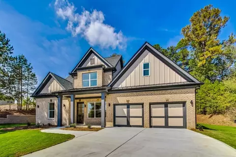 2071 Alcovy Trails Ct, Dacula, GA 30019