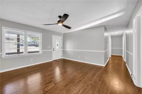 881 Ridgeway Rd, Commerce, GA 30529 photo 7