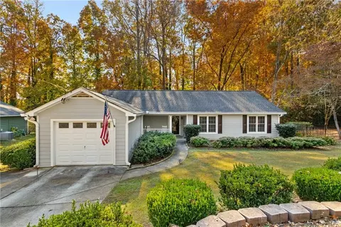 2270 Turtle Lndg NE, Marietta, GA 30066