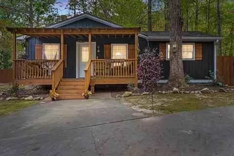 700 Hale Dr, Oxford, GA 30054