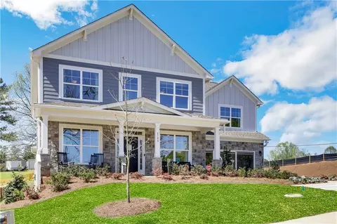6792 Cambridge Dr, Flowery Branch, GA 30542