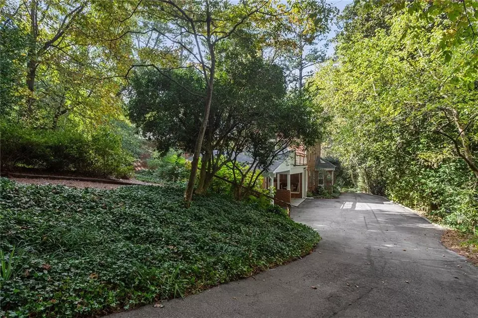 Exterior - 3641 Northside Dr NW, Atlanta, GA 30305 photo 11 of 12