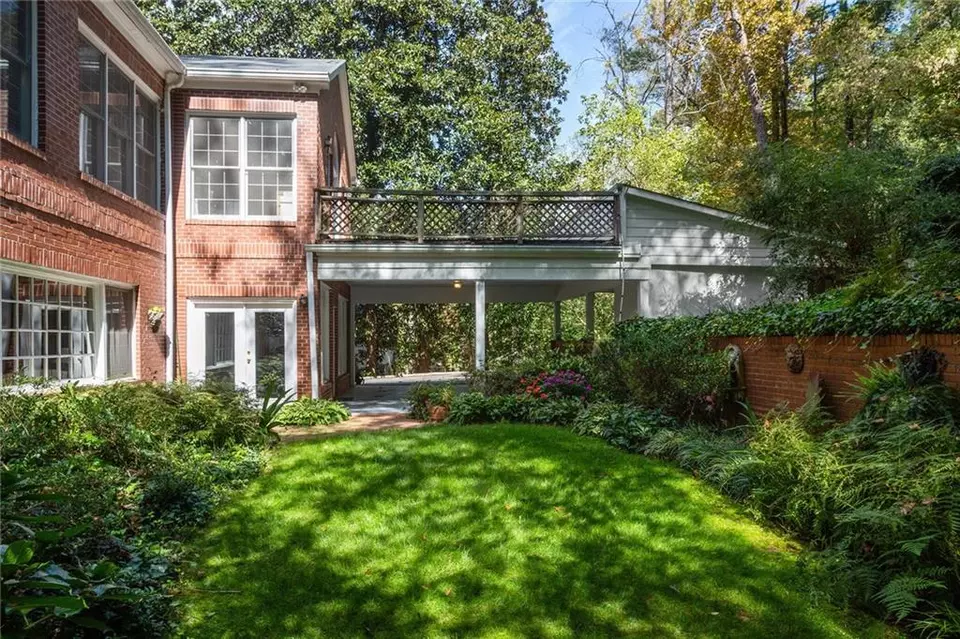 Exterior - 3641 Northside Dr NW, Atlanta, GA 30305 photo 6 of 12