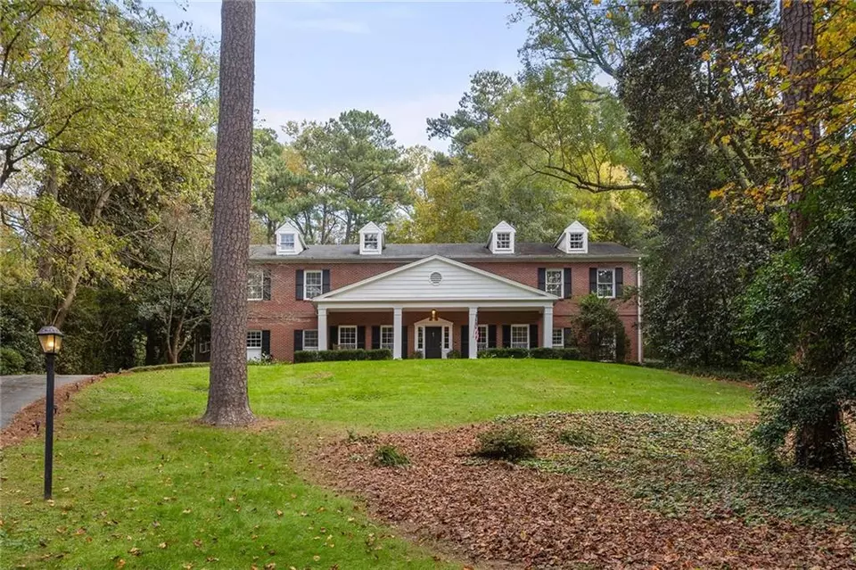 Exterior - 3641 Northside Dr NW, Atlanta, GA 30305 photo 12 of 12