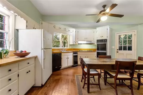 Kitchen - 3641 Northside Dr NW, Atlanta, GA 30305 photo 1 of 5