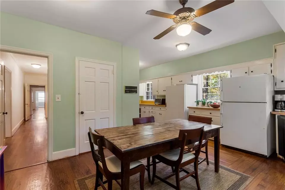 Dining - 3641 Northside Dr NW, Atlanta, GA 30305 photo 4 of 6