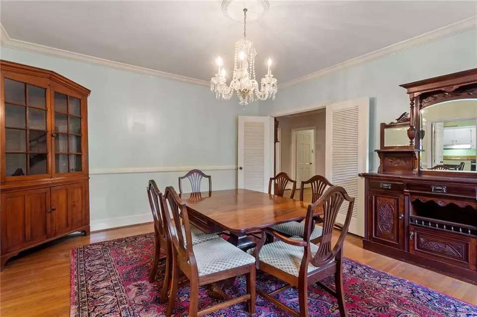Dining - 3641 Northside Dr NW, Atlanta, GA 30305 photo 6 of 6