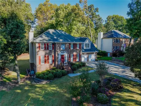 2110 Shadwell Way, Lawrenceville, GA 30043