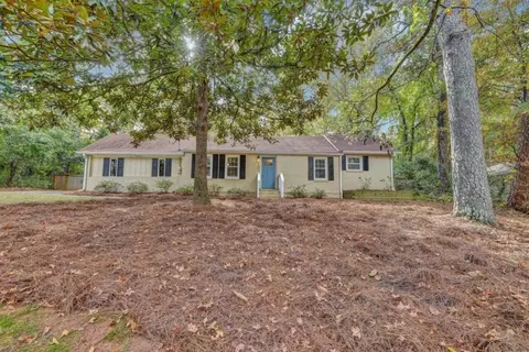 2671 Eastwood Dr, Decatur, GA 30032