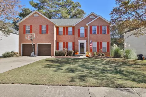 1820 Pinehurst View Dr, Grayson, GA 30017