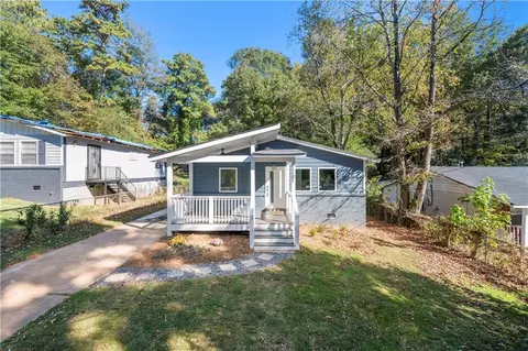 1101 Wedgewood Dr NW, Atlanta, GA 30318