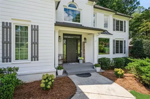4790 Hamptons Club Dr, Alpharetta, GA 30004