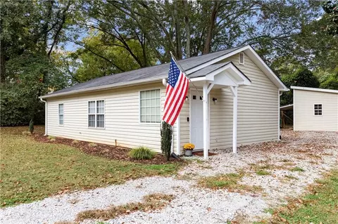 2658 Knoll Rd SE, Smyrna, GA 30080