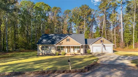 96 Lynwood Ct, Temple, GA 30179