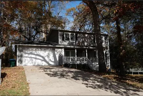 5105 Carole Pl, Stone Mountain, GA 30087