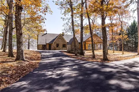 283 S S Brow Dr, Menlo, GA 30731
