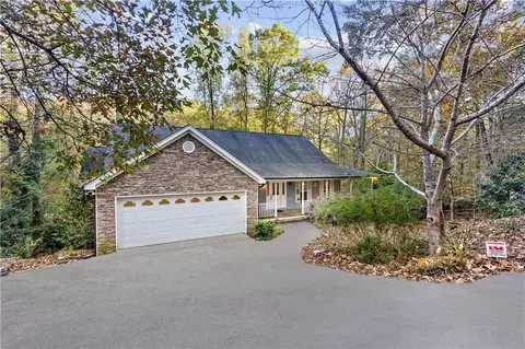 3229 Springdale Forrest Cir, Gainesville, GA 30506