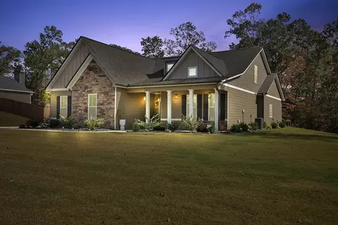 7522 Milford Pl, Douglasville, GA 30135
