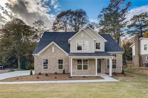 145 Jade Cove Dr, Roswell, GA 30075